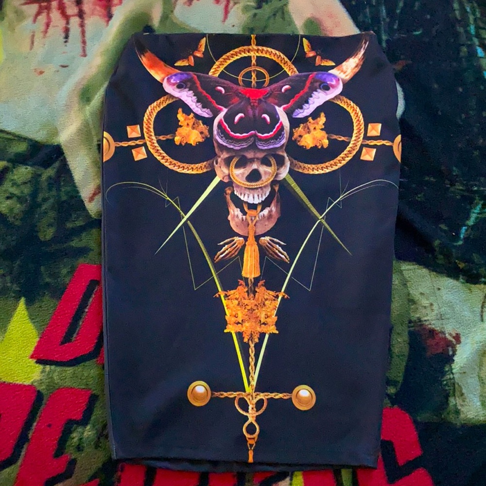 Iron Fist Skull Pencil Skirt